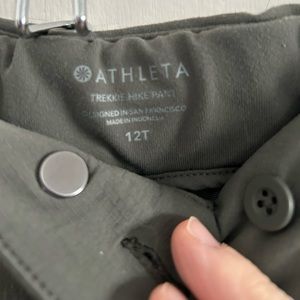Athleta Trekkie Hike Pant 12 T, excellent condition